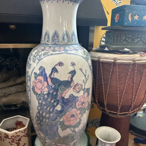 Vintage Blue and White Asian Vase with Pink Floral Accents w Birds 24 inch - Picture 13 of 15